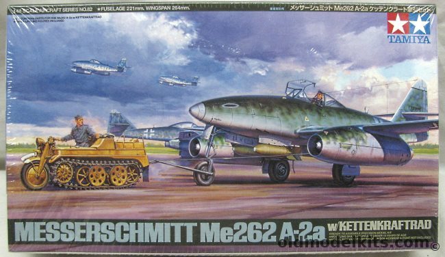 Tamiya 1/48 Messerschmitt Me-262 A-2a With Kettenkraftrad, 61082 plastic model kit